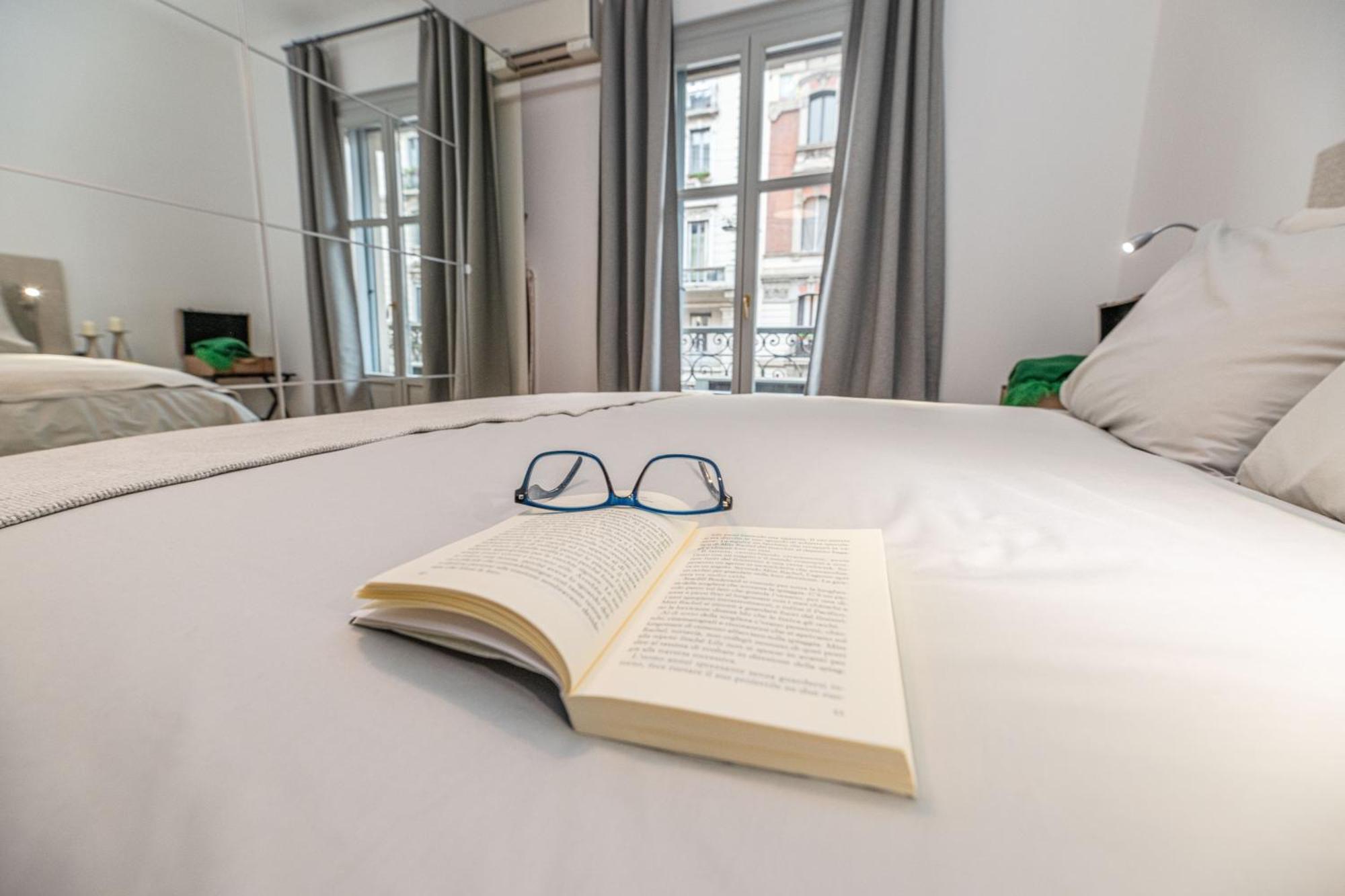 Art Around In Monti House Aparthotel Milan Exterior photo